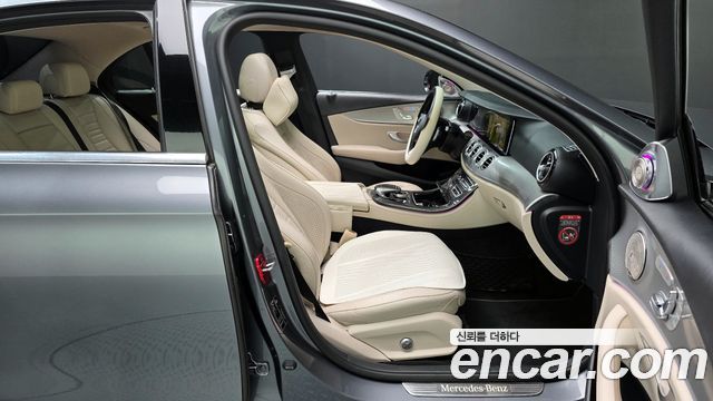 Mercedes-Benz E-Class E300 AMG Line