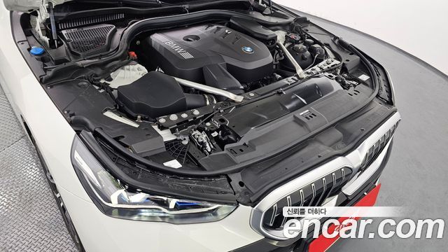 BMW 5-Series 520i M Sport