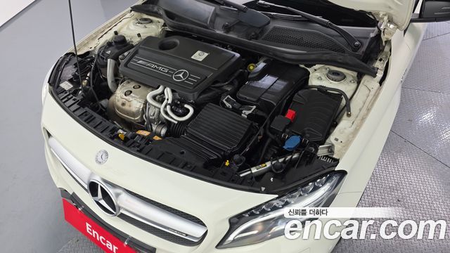 Mercedes-Benz GLA-Class GLA45 AMG 4MATIC