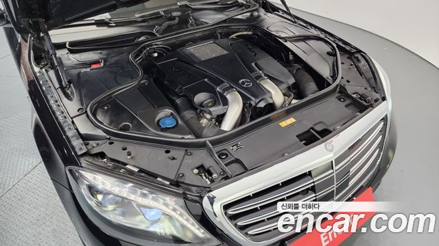Mercedes-Benz S-Class Maybach S500 4MATIC