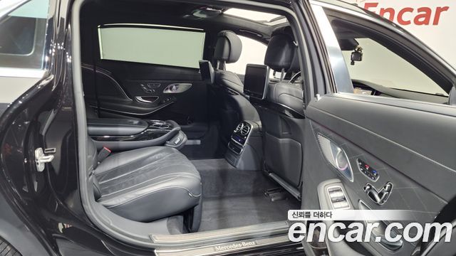 Mercedes-Benz S-Class Maybach S500 4MATIC