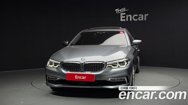 BMW 5-Series 530i xDrive Luxury Plus
