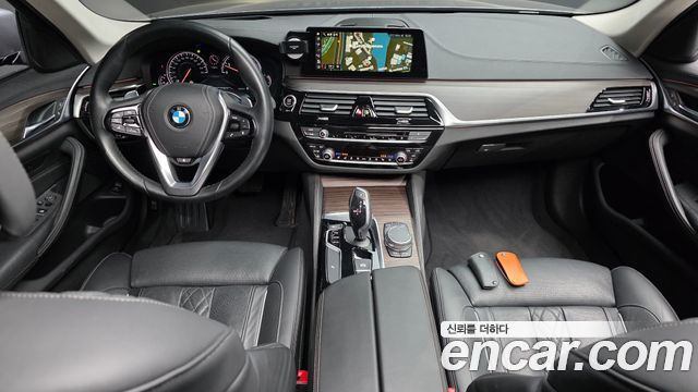 BMW 5-Series 530i xDrive Luxury Plus