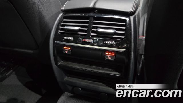 BMW 5-Series 530i xDrive Luxury Plus