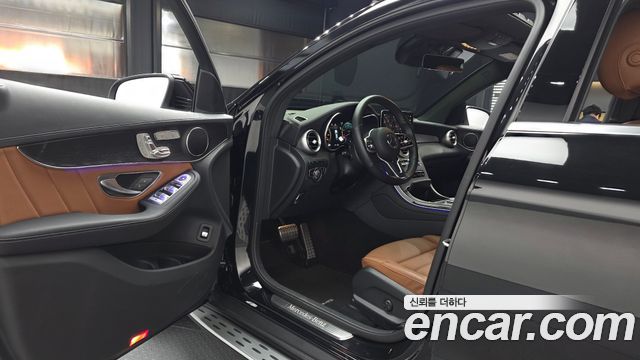 Mercedes-Benz GLC-Class GCL300 4MATIC Coupe