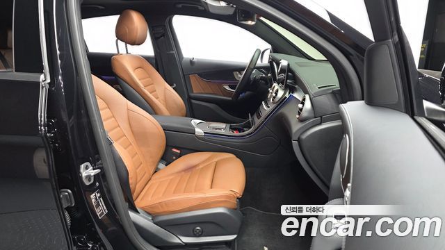Mercedes-Benz GLC-Class GCL300 4MATIC Coupe