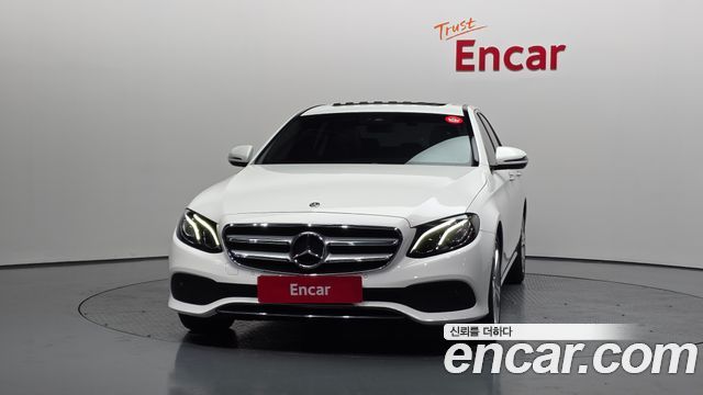 Mercedes-Benz E-Class E200 Avantgarde