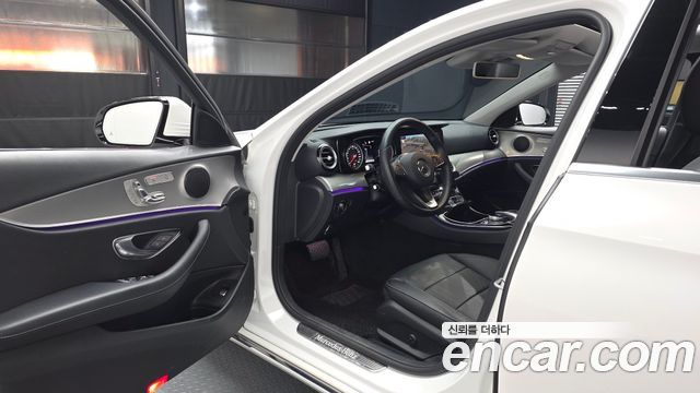 Mercedes-Benz E-Class E200 Avantgarde