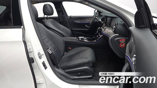 Mercedes-Benz E-Class E200 Avantgarde