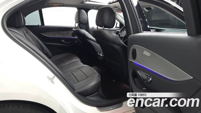 Mercedes-Benz E-Class E200 Avantgarde