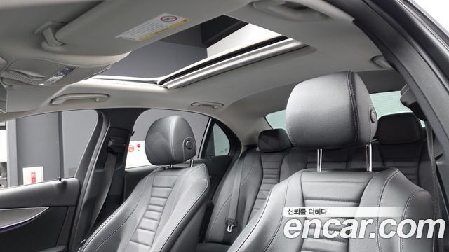 Mercedes-Benz E-Class E200 Avantgarde