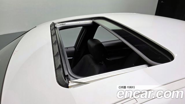 BMW 3-Series 320i M Sport Shadow