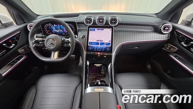 Mercedes-Benz GLC-Class GLC300 4MATIC AMG Line