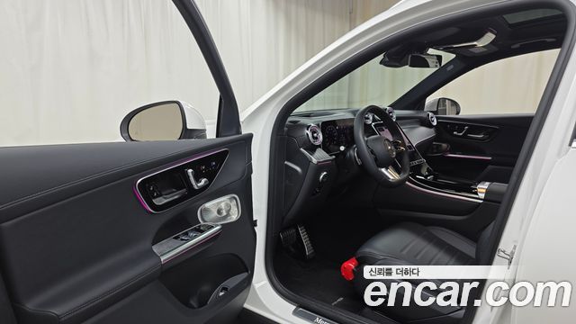 Mercedes-Benz GLC-Class GLC300 4MATIC AMG Line