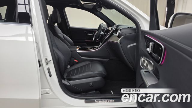 Mercedes-Benz GLC-Class GLC300 4MATIC AMG Line