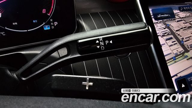 Mercedes-Benz C-Class C200 4MATIC Avantgarde