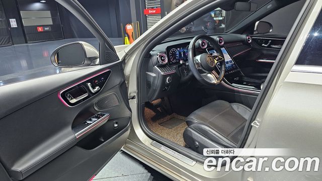 Mercedes-Benz C-Class C200 4MATIC Avantgarde