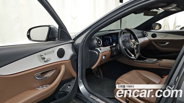 Mercedes-Benz E-Class E250 Avantgarde