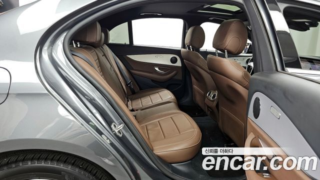 Mercedes-Benz E-Class E250 Avantgarde