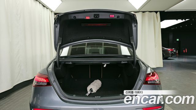 Mercedes-Benz E-Class E250 Avantgarde