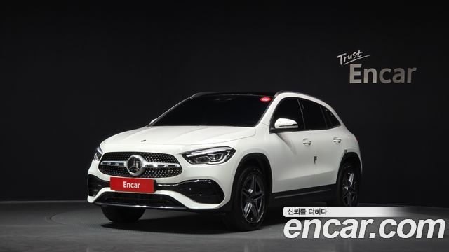 Mercedes-Benz GLA-Class GLA250 4MATIC