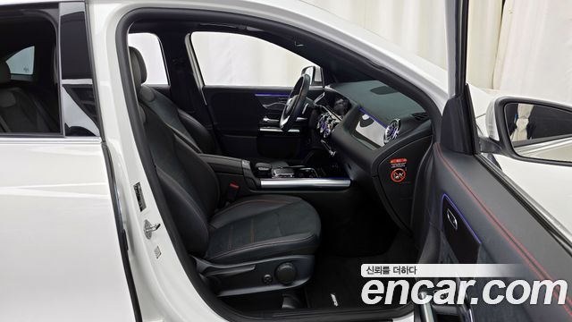 Mercedes-Benz GLA-Class GLA250 4MATIC