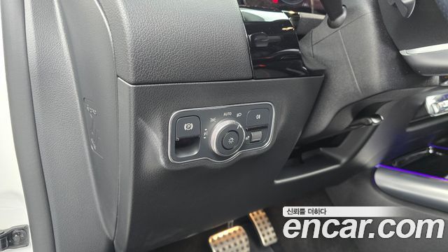 Mercedes-Benz GLA-Class GLA250 4MATIC