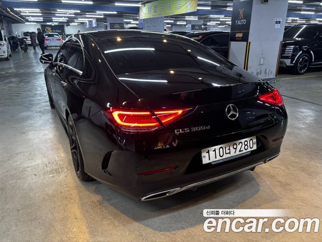 Mercedes-Benz CLS-Class CLS300d AMG Line