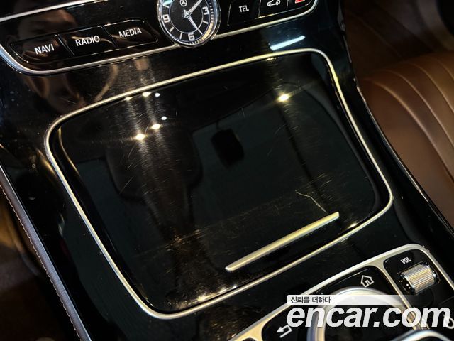 Mercedes-Benz CLS-Class CLS300d AMG Line
