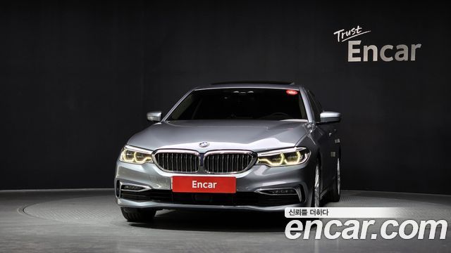 BMW 5-Series 520d xDrive Luxury Plus