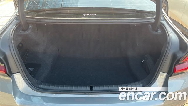 BMW 5-Series 520i M Sport