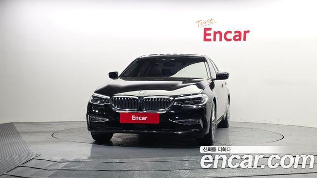 BMW 5-Series 530i xDrive Luxury Plus