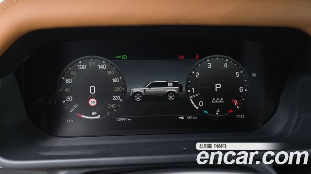 Land Rover Defender 110 P300 X-Dynamic SE
