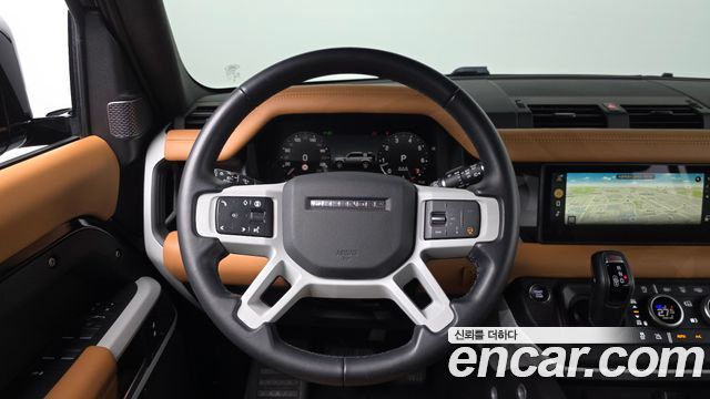 Land Rover Defender 110 P300 X-Dynamic SE