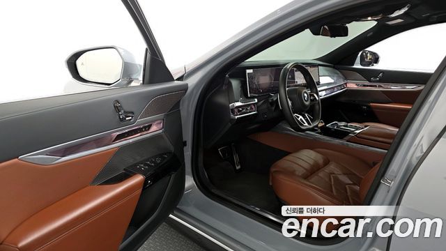 BMW 7-Series 740i sDrive M Sport