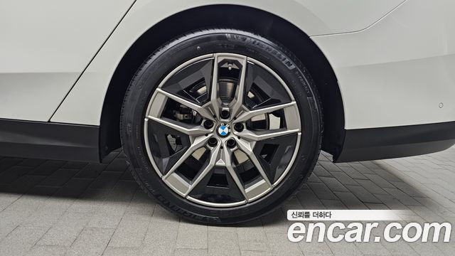 BMW 5-Series 520i