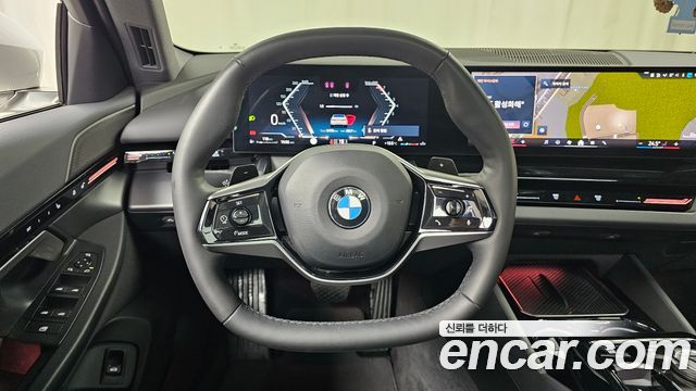 BMW 5-Series 520i