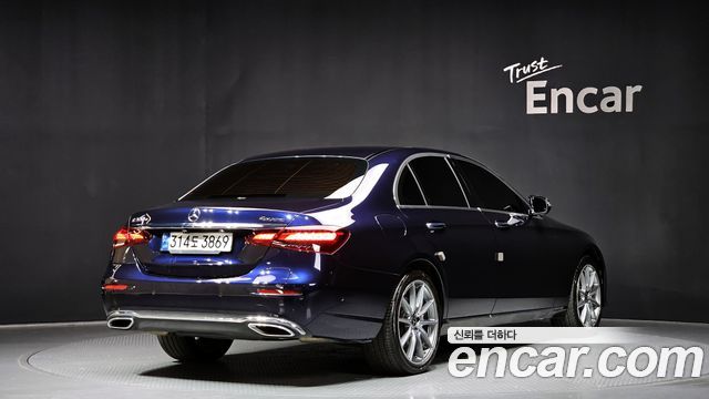 Mercedes-Benz E-Class E300e 4MATIC Exclusive