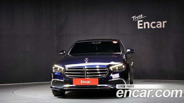 Mercedes-Benz E-Class E300e 4MATIC Exclusive
