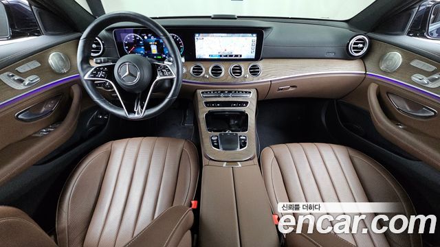 Mercedes-Benz E-Class E300e 4MATIC Exclusive