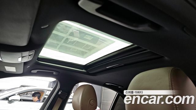 Mercedes-Benz E-Class E300e 4MATIC Exclusive