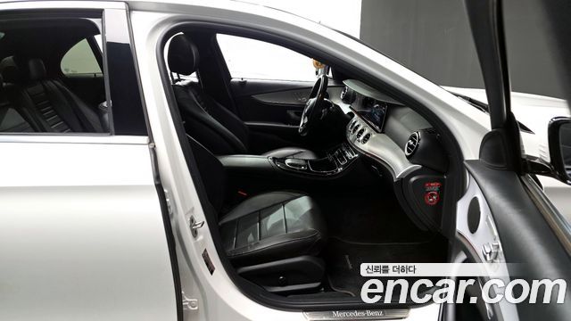 Mercedes-Benz E-Class E250 Avantgarde