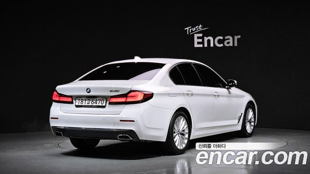 BMW 5-Series 530i Luxury