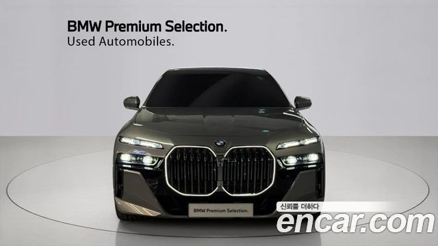 BMW 7-Series 740i xDrive M Sport