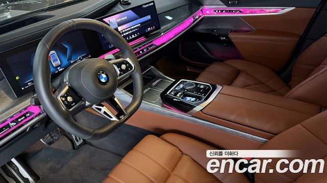 BMW 7-Series 740i xDrive M Sport