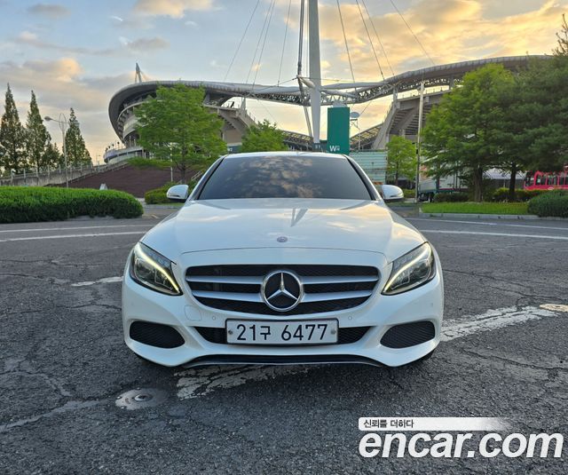 Mercedes-Benz C-Class C200