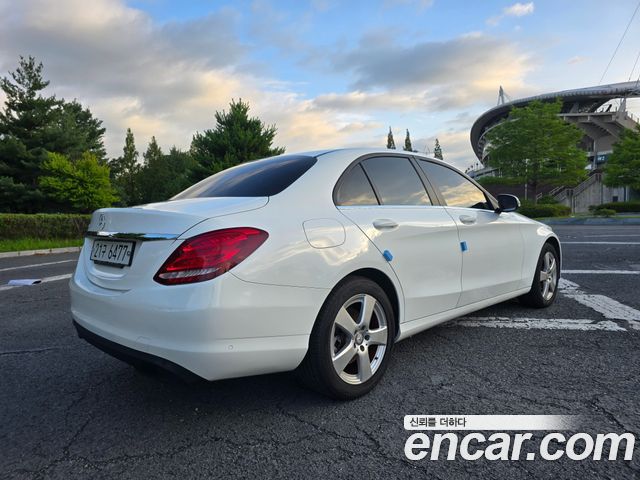 Mercedes-Benz C-Class C200