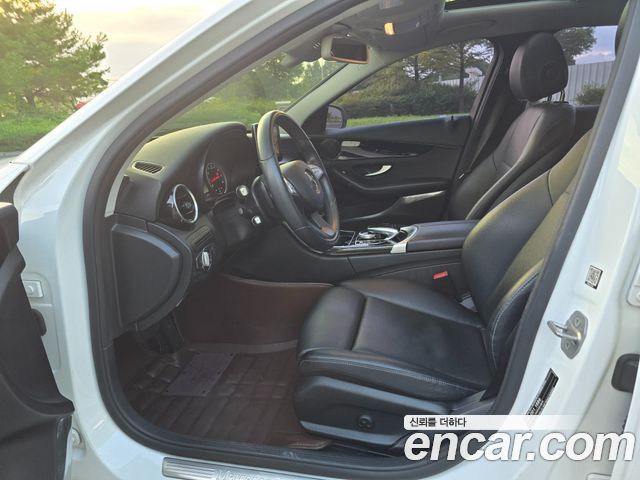 Mercedes-Benz C-Class C200