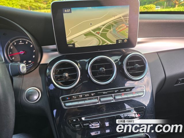 Mercedes-Benz C-Class C200