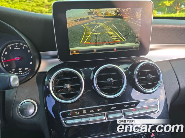 Mercedes-Benz C-Class C200